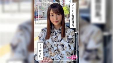 清纯美少女的醉酒放纵之夜，记录她的不羁本色。