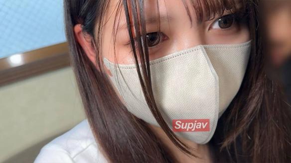 完全素人19岁美少女，超级淫荡，危险日生插，腰停不下来大量内射。