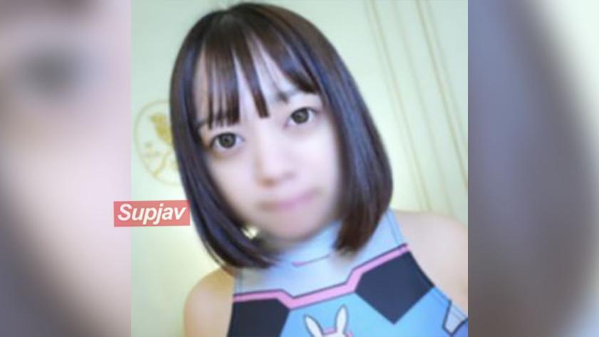 极品初次体验，大眼睛白嫩巨乳，可爱蜜穴深处注满精液。