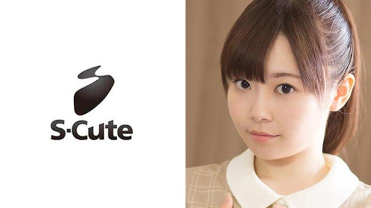 极度淫荡的女教师，在课堂上被学生玩弄。