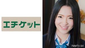 被继父强奸的可怜女高生。