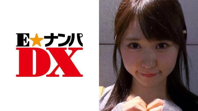 携带店员20岁真人小尤里娜，激情无保留。