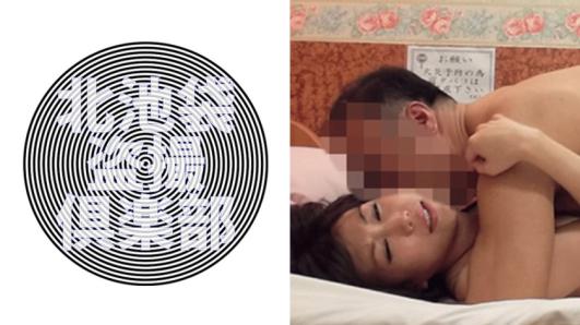 极度淫乱的淫荡女友，疯狂的性爱表演。