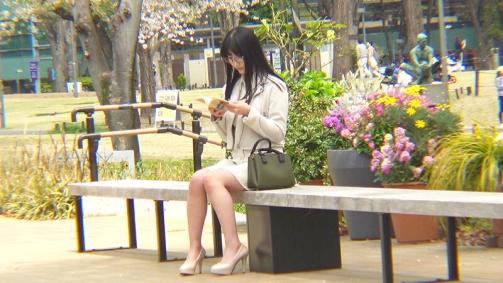 knam-078 完ナマstyleみほ いつも公園で読書している清楚美女は犯れたい願望のあるむっつり妄想女子 雪代美鳳