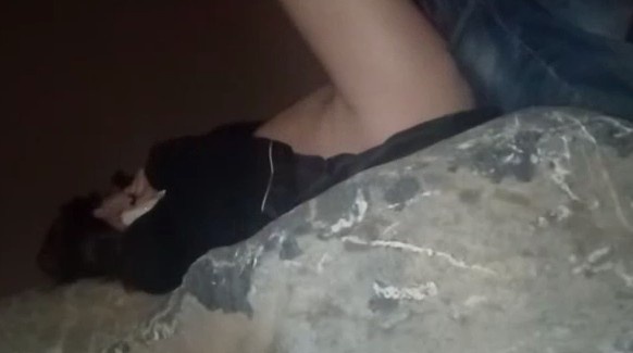 露天石头上的性爱，淫声浪语刺激