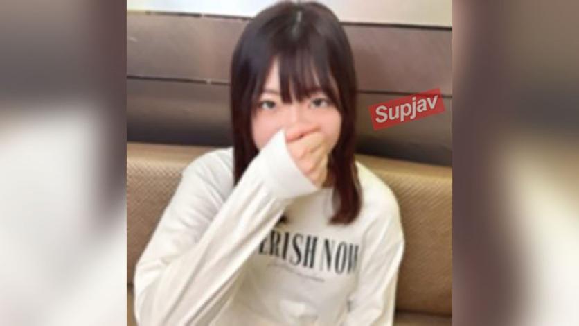 学校毕业后的小天使，初体验生插入，中出2连发！