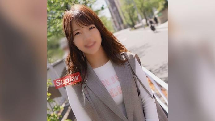 ★淫水狂喷★G杯爆乳★抱起来爽翻天★阳光骚浪大奶理发师（24）中出×2（娜敏）