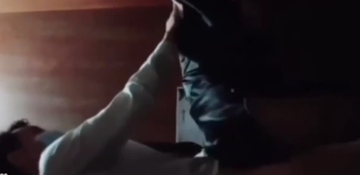 【完整版1小时】已婚同事去公司厕所里偷情内射怀孕 Chinese homemade video