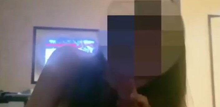 真实约操 良家极品 嫩妹 说是来看电视的哈 Chinese homemade video_4