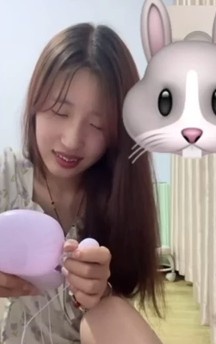 临沂04母狗 自慰喷水可见 Chinese homemade video