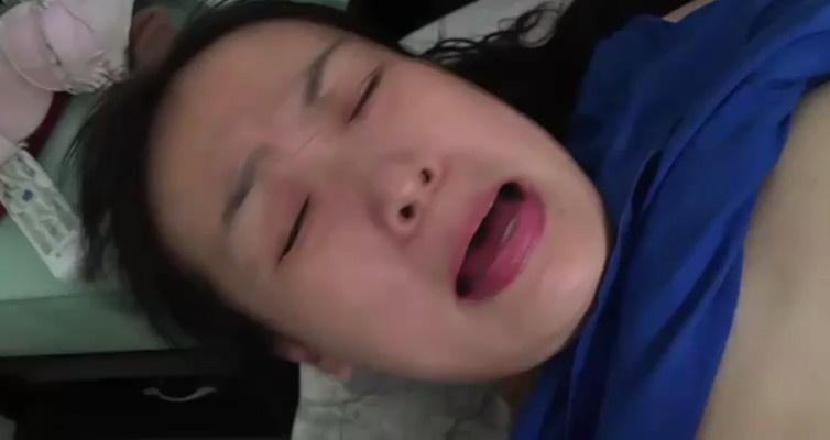 熟女老阿姨不知道高潮了多少次看表情就知道有多爽了 Chinese homemade video