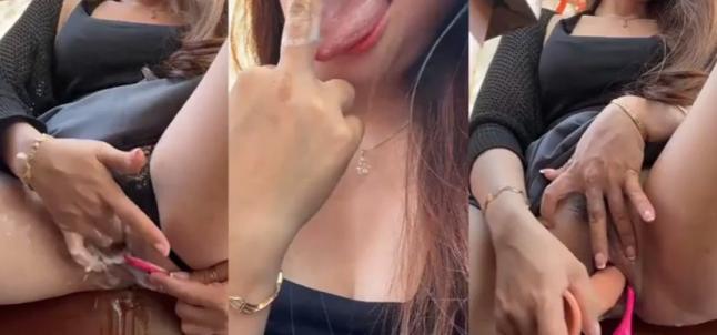 白沫淫水狂喷！极品少妇咖啡厅外双穴插跳蛋，狂野潮喷还带着泡沫 Chinese homemade video