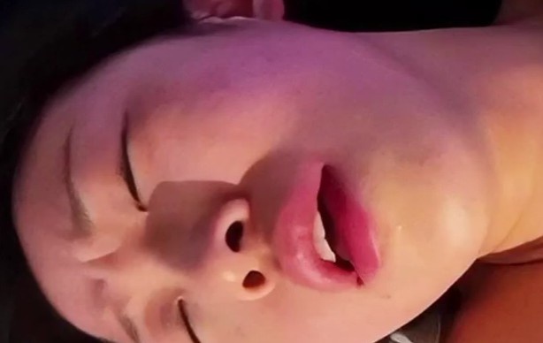 调教极品反差研究生母狗掐脖后入操到白眼狂翻 Chinese homemade video