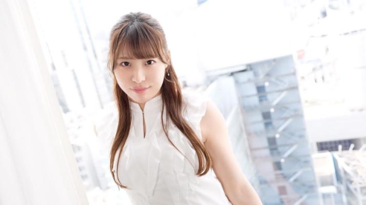 想让男人爽翻天的20岁嫩大学生甜点师梦！