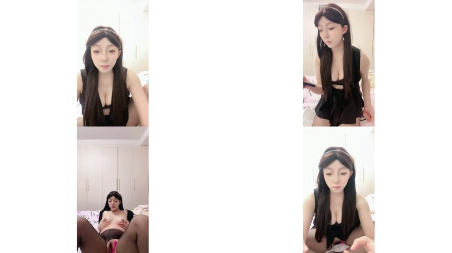 小阿狸吖_各种撩人的姿势揉奶玩逼！~