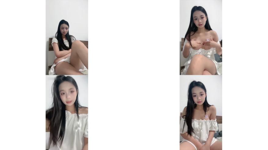 梨梨梨梨_各種道具抽插玩弄騷穴·美少女· · 深夜发骚诱惑狼友· · 性感情趣装