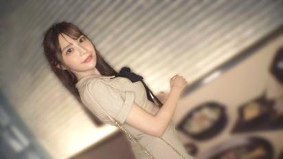 SIRO-5641 【初次拍摄】线上报名AV → AV体验拍摄 2539 一位拥有超大G罩杯的巨乳少女登场啦！！吮吸着她青春活力的胴体。她拥有无可挑剔的精致面容，堪称绝世美人。她因快感而扭动，但这也正是她魅力所在……