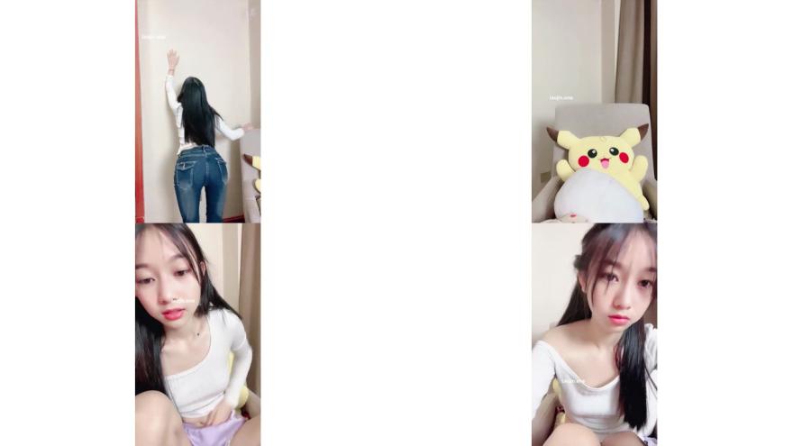 新人，19岁四川小美女萱妹妹清纯反差，闺房中大尺度自慰，黑丝美腿，小穴白浆直流，呻吟声销魂