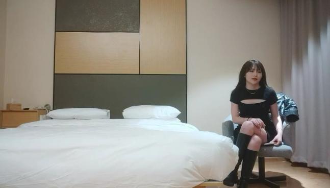 2800网约168外围女神  风情万种尤物  蜜桃臀暴插  视觉冲击感超强 一如既往追求高颜值