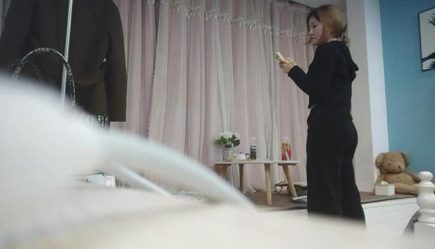 170cm长腿御姐  连换两套情趣内衣  肤白貌美  翘乳圆臀 女上位口交尽情玩