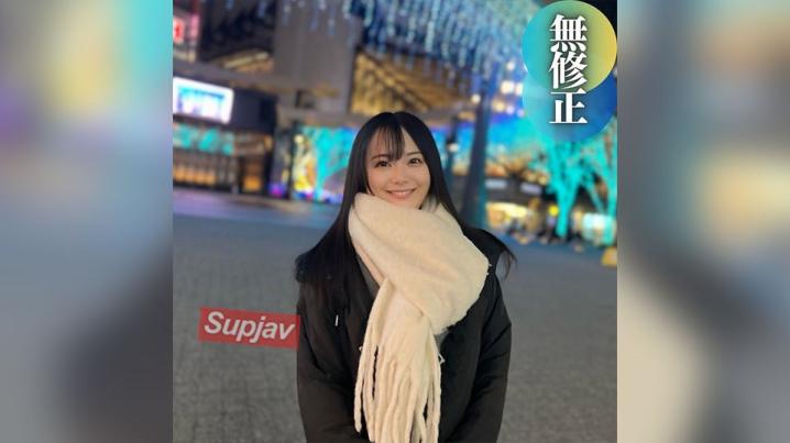 总是光顾看起来经验不足的咖啡店员 被我叫到店外接受我扭曲性癖的自慰表演连射两次中出高潮！