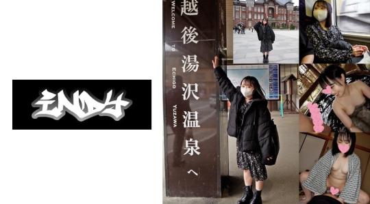 穿着22小时【个人拍摄】淡紫色网眼内裤女孩 稀有 G罩杯混血系制服美少女