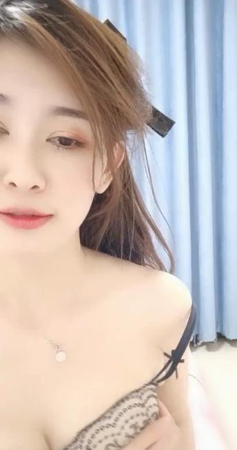 草莓洛儿❤️：身高1