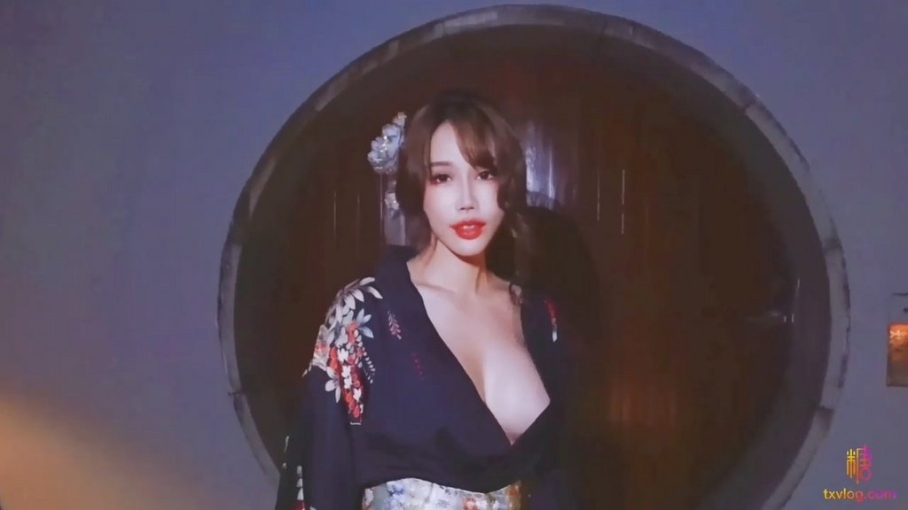 ✿绝色佳人✿ 台湾究极粉奶梦幻女神▌辛尤里▌真空和服户外露出自慰 挺翘粉嫩樱桃 浪声娇吟肉棒闻见硬邦邦